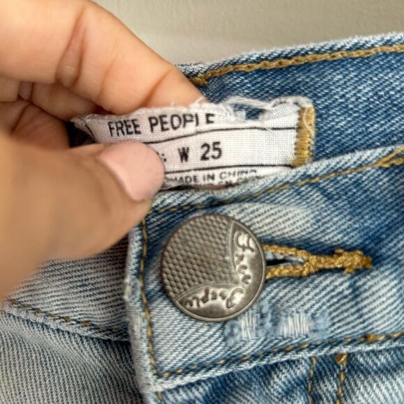 Free People Lace Trim Denim Jean Shorts - Picture 10 of 12